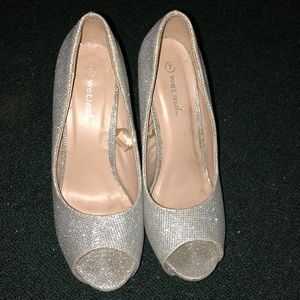 silver sparkle heels